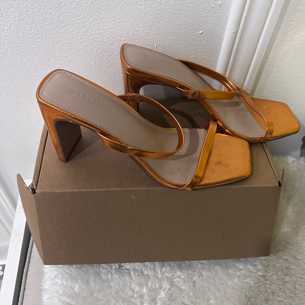 Brand New The Drop Metallic Bronze Heeled Sandals – Size 8.5
